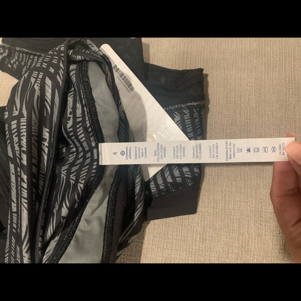 Lululemon Wunder Under Pant Roll Down SE size 4 - Picture 14 of 14